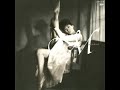Mariko Tone - Moulin rouge