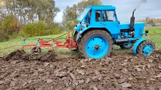 Осенняя пахота огорода с плугом Kverneland и настроика его.