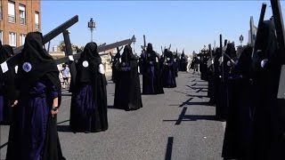 Espagne: procession de la Semaine sainte à Séville