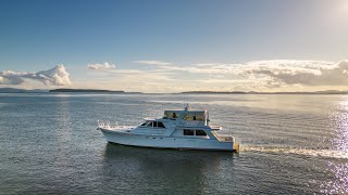 Walk Through Tour of the 65' Tollycraft! #motoryacht #yachtlife #yachtsales