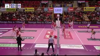 #SpecialVolley - Super-difesa a terra di \