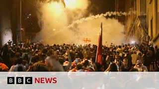 Protests continue after Georgia MPs back 'foreign agents' law | BBC News