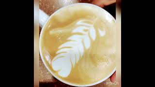 Arte latte Robert corazón y con hojas 🌿😊☕️si te gusta regálame un laigh