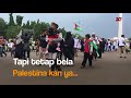 cekrek gaya peserta aksi bela palestina di monas