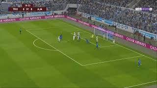ESTAC TROYES - AJ AUXERRE  Game play