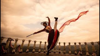 Lingyun：a Chinese young Emei kung fu female master from Sichuan province, an outstanding swordswomen