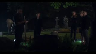 Olicity - Arrow - 3x02 Pt.12 - Team has a mini funeral for Sara