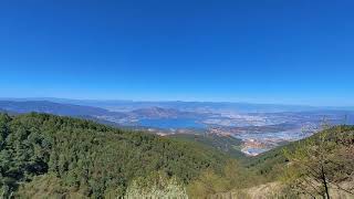 换个角度看邛海#凉山的天空不需要滤镜 #登上山顶看美景