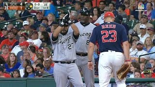 CWS@HOU: Navarro's single extends the lead