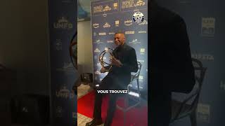 Kylian Mbappé remporte le trophée UNFP de meilleur joueur de la saison en Ligue 1 ! 🇫🇷 #mbappe