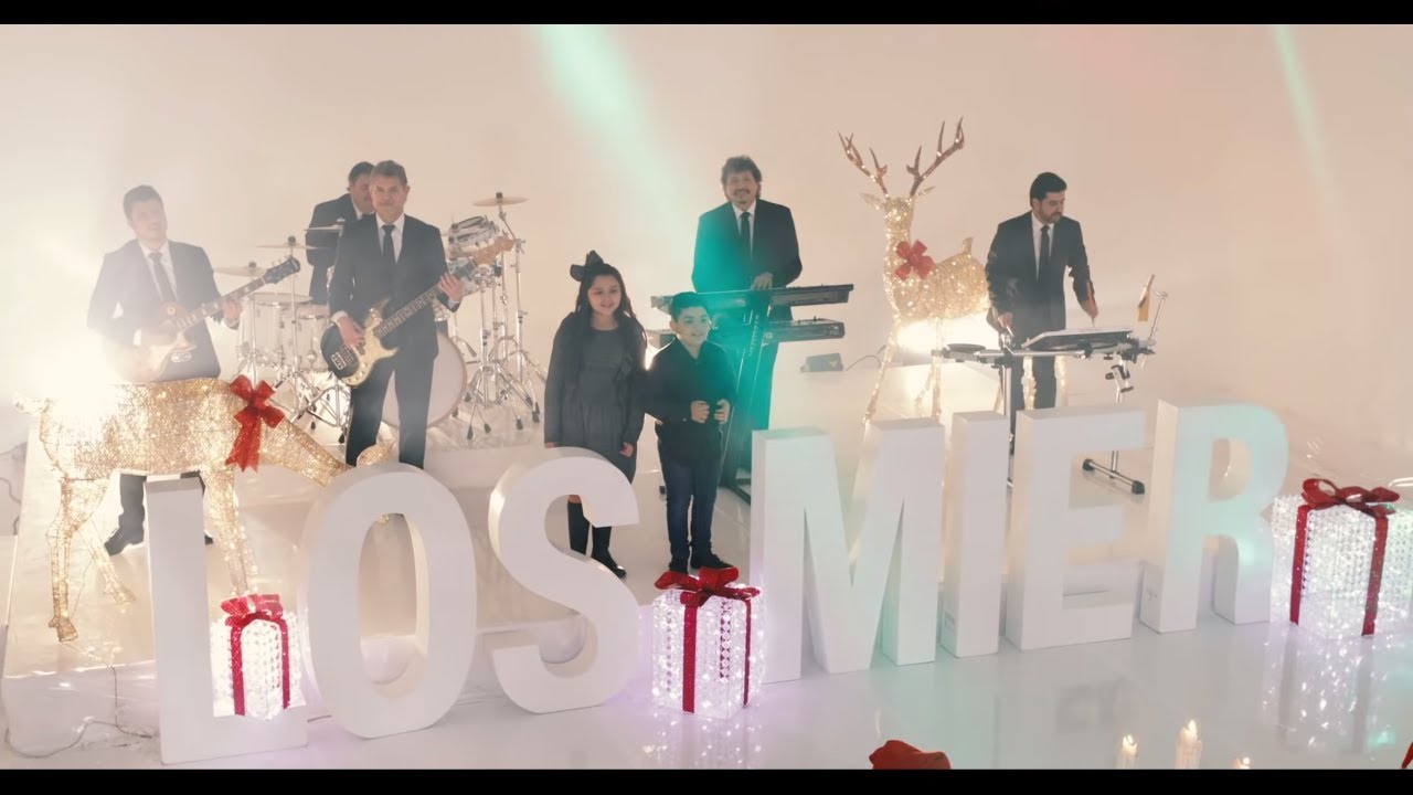 Hoy Vi A Santa Claus Besar A Mamá Los Mier Chords Chordify