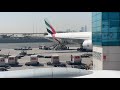 timelapse unloading cargo from emirates 777 300 at dxb