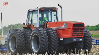 INTERNATIONAL 3588 2+2 Tractor