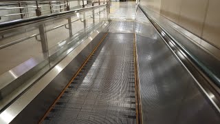 永田町駅から赤坂見附駅へ エスカレーター ×10 オートスロープ ×1 エレベーター×1 赤坂見附駅へ徒歩移動