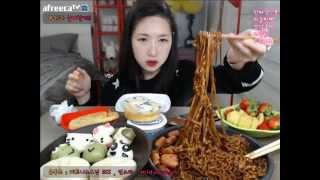 피트니스요정)진짜장 미니찐빵만두 먹방 mukbang