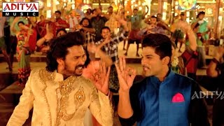 S/o Satyamurthy Super Machi Song Trailer - Allu Arjun, Upendra