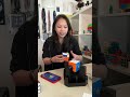 ce robot résout un rubik s cube tout seul