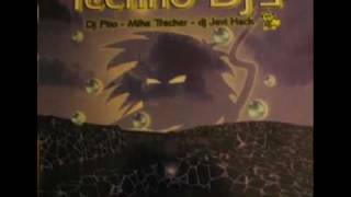 Techno Dj's - Plumcake Edit