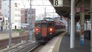 JR瀬戸大橋線 始発普通列車 115系D-26編成（湘南色） 岡山駅入線