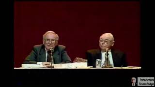 Warren Buffett \u0026 Charlie Munger: Growth stocks vs Value stocks (2001)