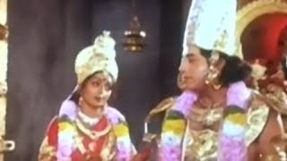 Deva Needi Yedhu Swamy - Ezhumalaiyan Mahimai - Banupriya - Tamil Devotional song