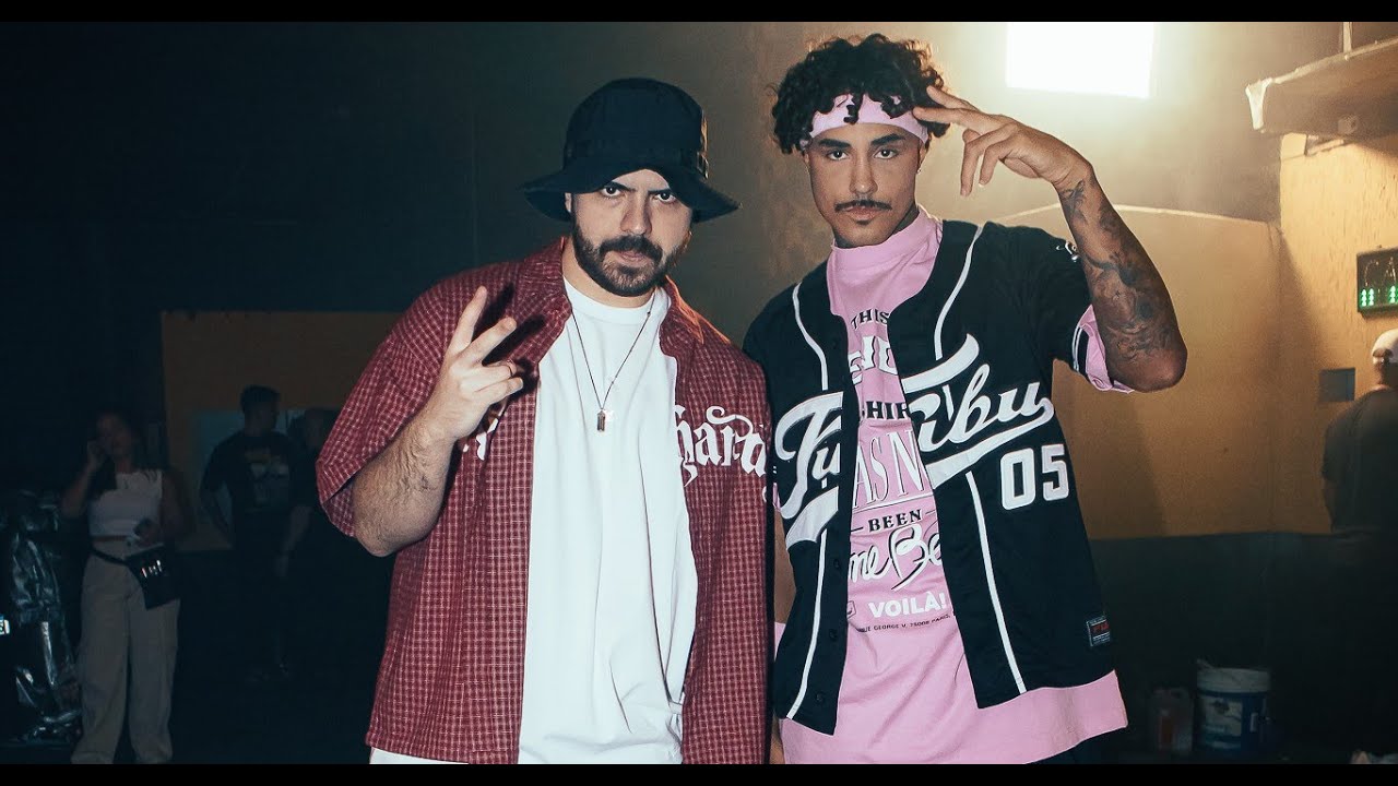Mc Livinho E Dj Topo Passa Passa Pra Eu Sarrar Clipe Oficial