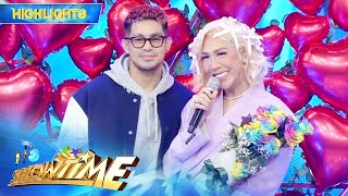 Vice has a question for Kim "Nagmahal ka na ba ulit?" | It’s Showtime
