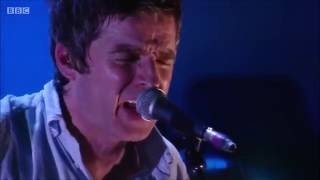 Noel Gallagher - Slide Away (BBC Radio 2)