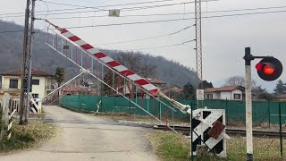 Passaggio a livello // Level crossing // (Sangiano)