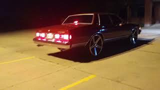 1990 Box chevy caprice on 26s 275/25/26 no cut 40 series Flowmaster dual exhuast