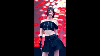 [4K60P]230506 하이키(H1-KEY) - 건물 사이에 피어난 장미 (Rose Blossom) 리이나 직캠 fancam @2023 하동세계차 엑스포