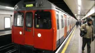 LONDON UNDERGROUND C69/77 STOCK LEAVING MOORGATE