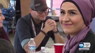 Utah Syrian refugees give thanks as they experience American holiday