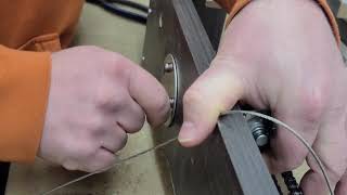 How to Tighten the Electric Lift Chain