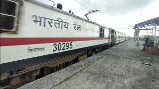 13188-Maa Tara Express on the way towards Bandel.