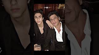 Shahrukh Khan with son Aryan Khan 😎🥰💞 #shahrukhkhan #aryankhan #bollywood