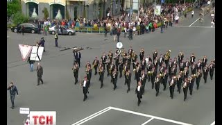 Марш військових оркестрів від Площі Слави до Музею Великої Вітчизняної війни