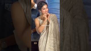 ఎంత ముద్దుగా సైగల్ ఇస్తుందో Actress rashmika mandanna reacts to Sooseki the couple song pushpa 2