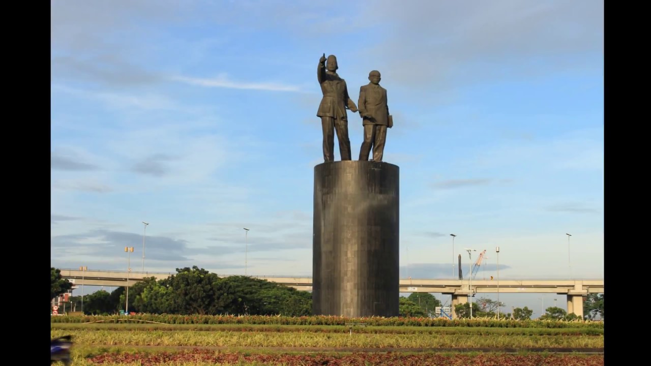 TIMELAPSE: PATUNG BUNG KARNO Di BANDARA SOEKARNO HATTA Jakarta ...