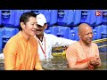 king of bhutan takes dip at triveni sangam in maha kumbh mela 2025 cm yogi prayagraj