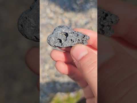 How can I identify rocks in my house?