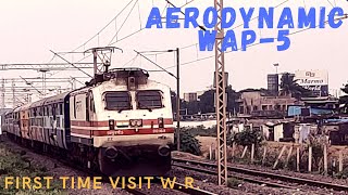 One \u0026 Only Aerodynamic WAP5 of Indian Railway... Powered Firozpur Janta Express