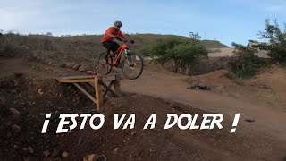 APRENDIENDO COMO HACER SALTOS EN EL SALINAS GRAVITY PARK - Rafy Vega MTB