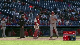 CIN@PHI: Cozart singles to left field to score two