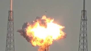 Close Up - SpaceX Static Test Explosion AMOS-6 - Zoom and Slow Motion