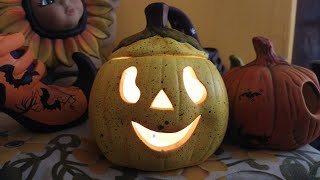 PINTANDO CALABAZAS PARA DÍA DE MUERTOS.