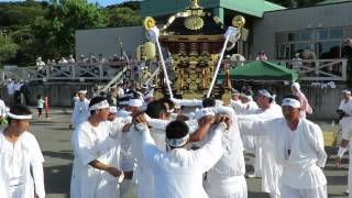 1706安房神社例大祭・房州神輿に感動。各社の神輿、花車が盛大に出発。H27awa01