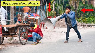 Big Loud Scream Scary Prank 2022 || Try To Not Lough !! New Funny Prank Video | 4 Minute Fun