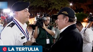 Ortega acusa de traidor a su hermano por condecorar agregado EE. UU., pero él hizo lo mismo en 2019