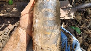 Digging a saloon bottle dump